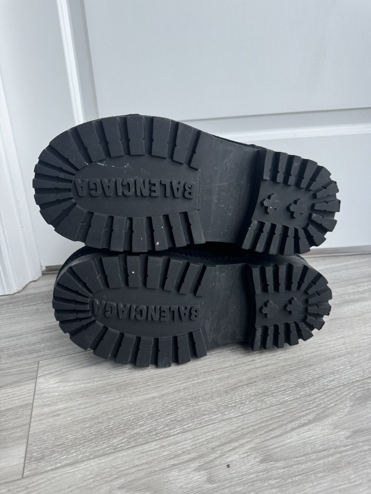 Balenciaga × Designer Balenciaga Alaska Boots Size US 9.5 / EU 42-43 - 5 Thumbnail