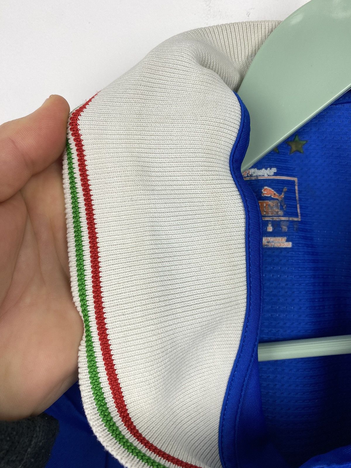 Puma Italy 2012 2013 Cassano #10 Football Soccer Jersey Germany Size US M / EU 48-50 / 2 - 19 Thumbnail