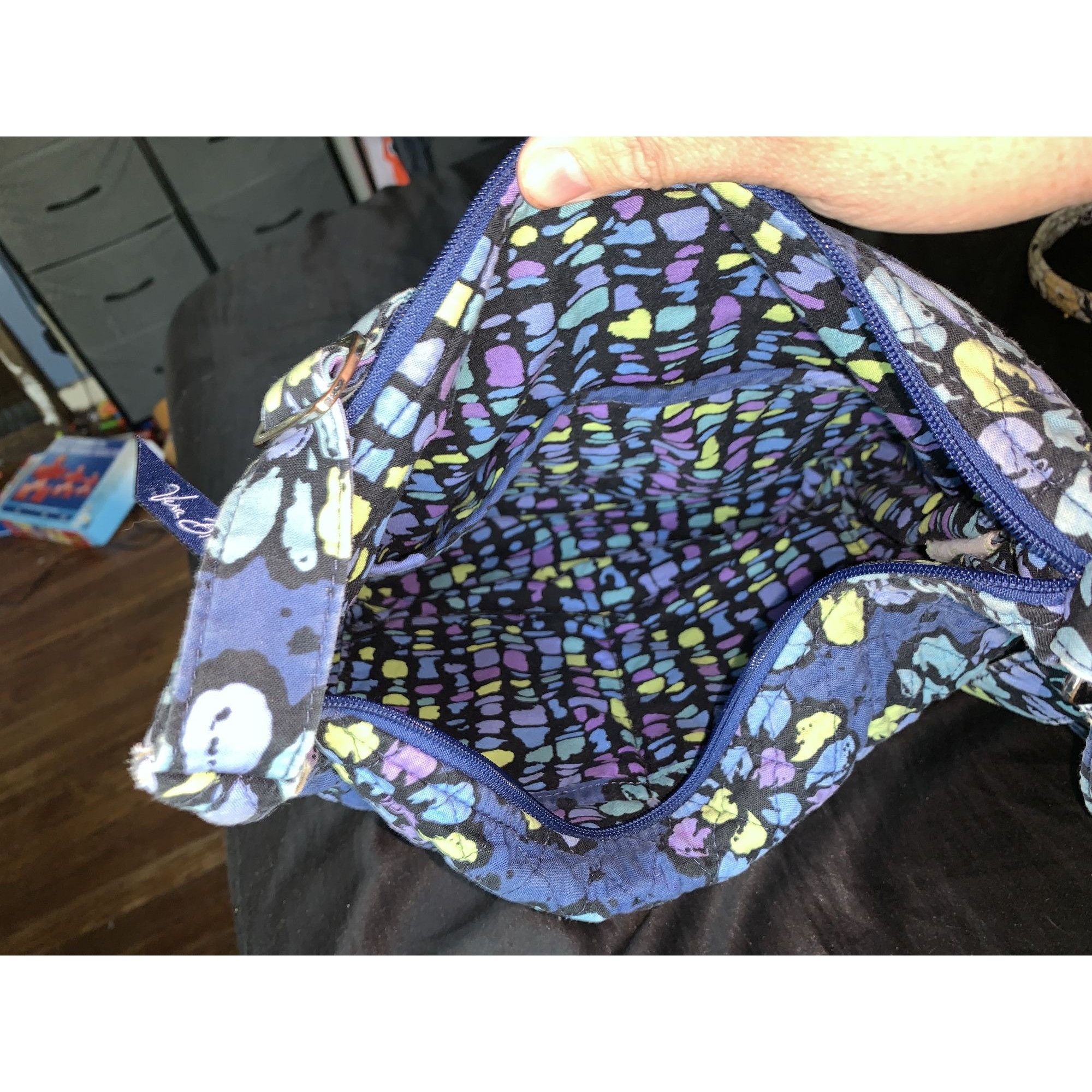 Vera Bradley Vera Bradley Hipster Cross body in retired indigo pop SEE PI Size ONE SIZE - 3 Thumbnail