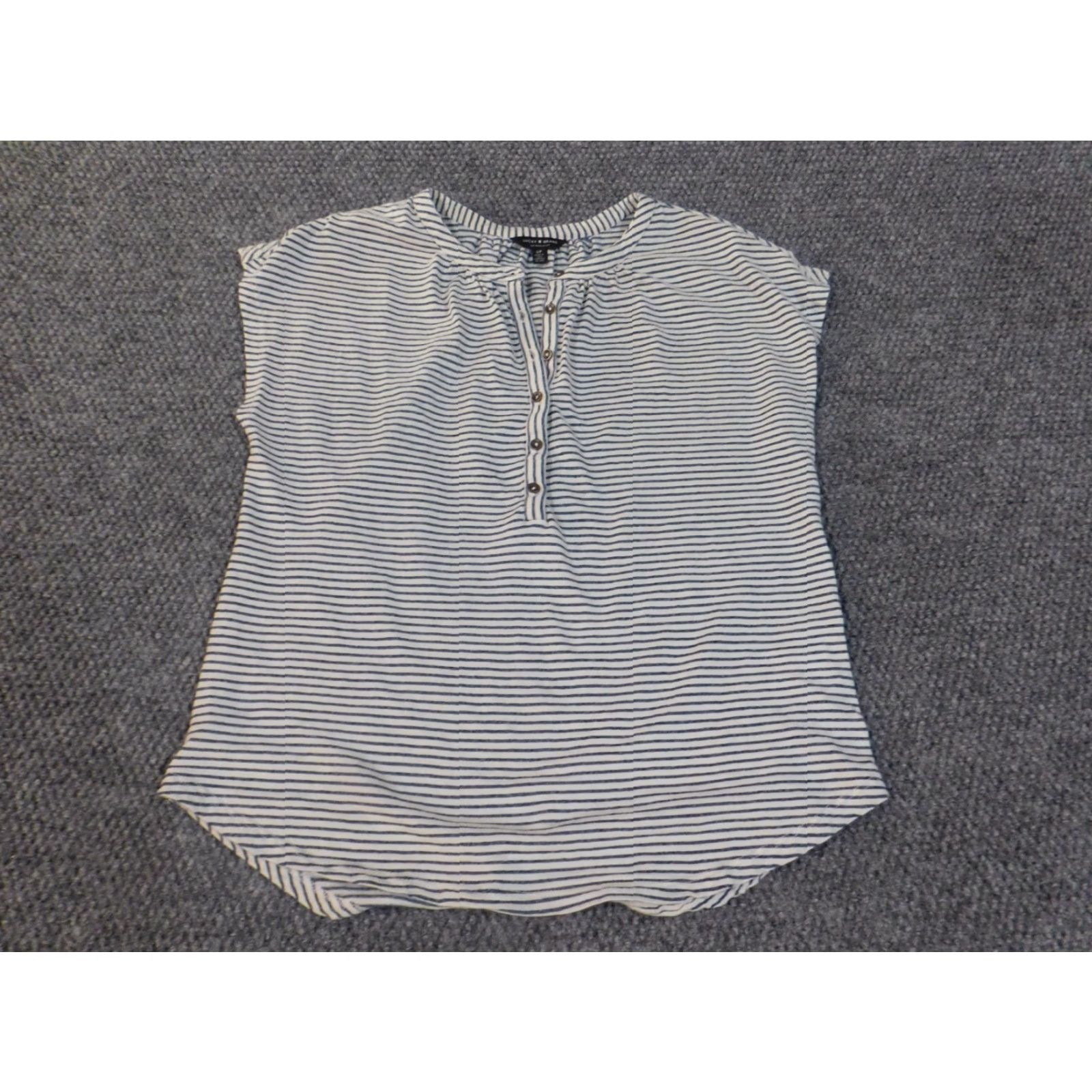 Lucky Brand Lucky Brand top Small blue striped womens pullover henley button blouse Size S / US 4 / IT 40 - 3 Thumbnail