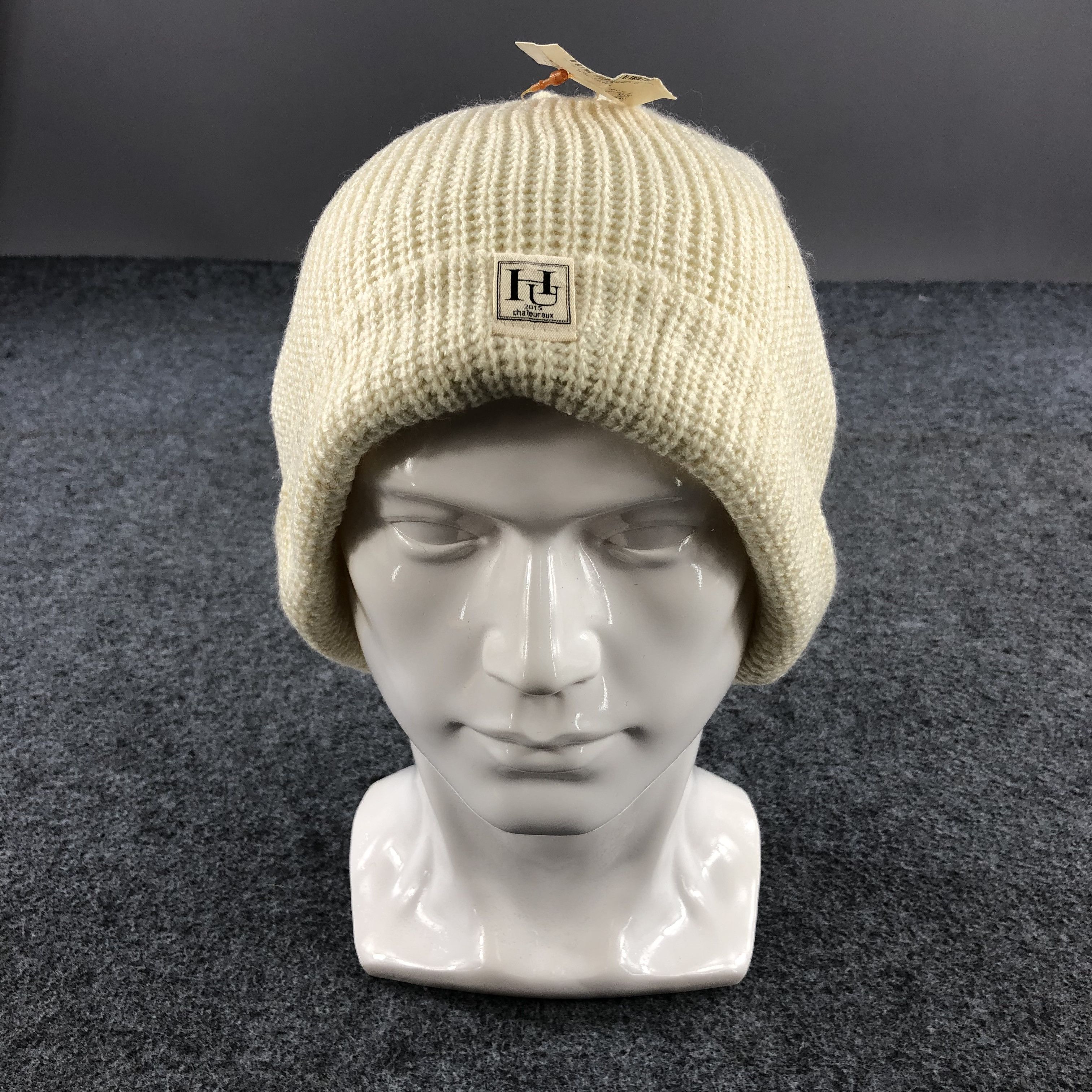 Vintage HushHush Beanie Snowcap Snow Hat Winter Hat B185 Size ONE SIZE - 1 Thumbnail