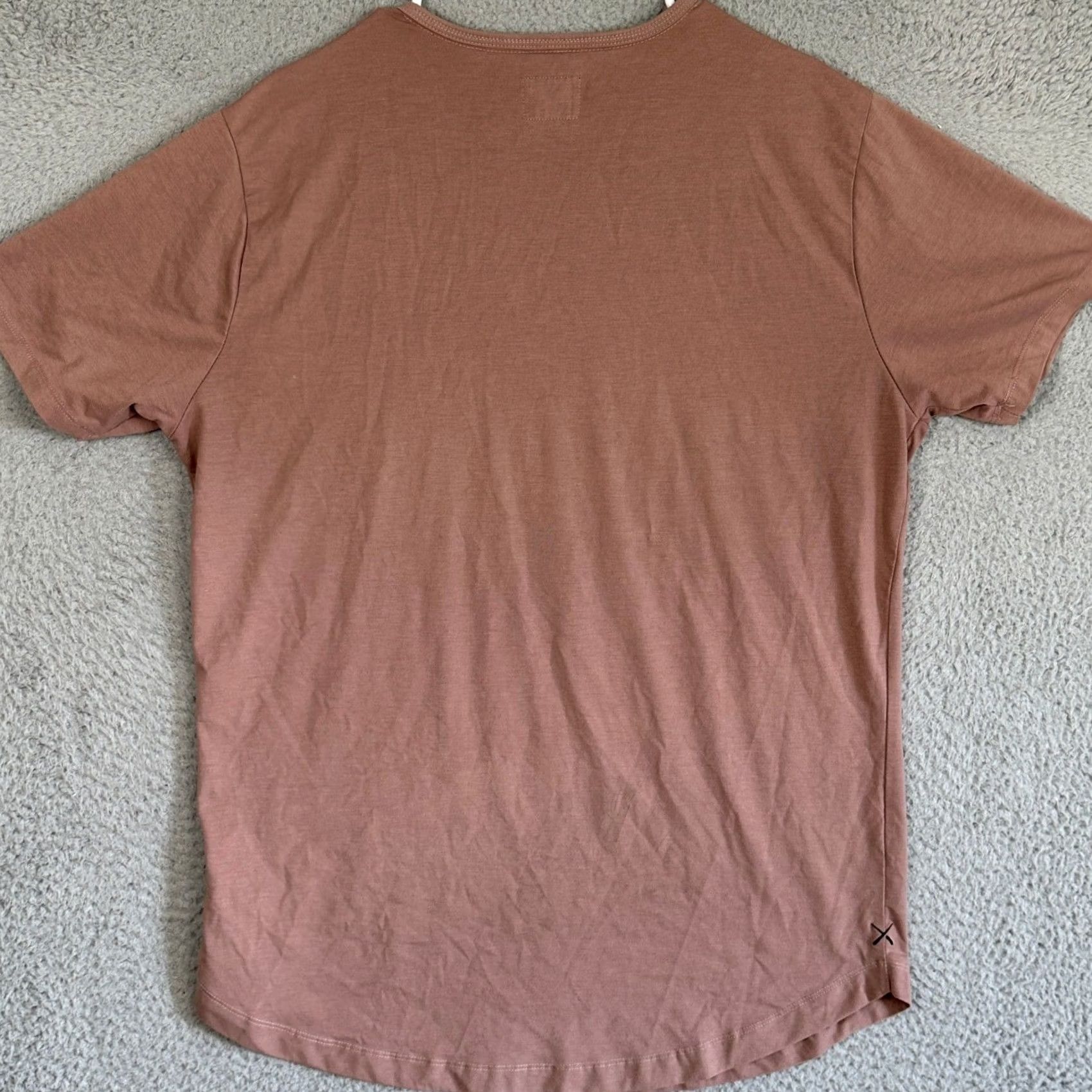 Cuts Cuts Curve-Hem T-Shirt Mens XL Mauve Pink PYCA Pro Crewneck Stretch Short Sleeve Size US XL / EU 56 / 4 - 3 Thumbnail