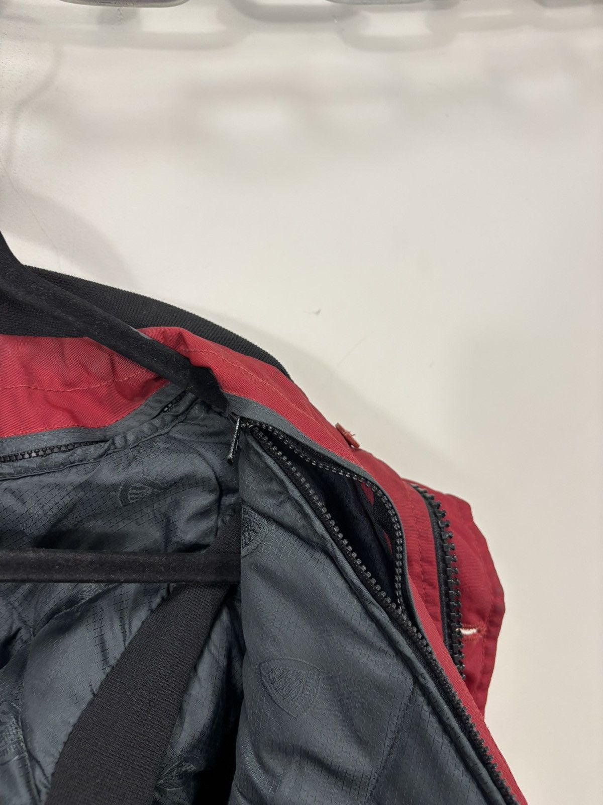 Other Blauer Vintage Men’s Red Insulated USA Police Bomber Jacket Size US M / EU 48-50 / 2 - 17 Thumbnail