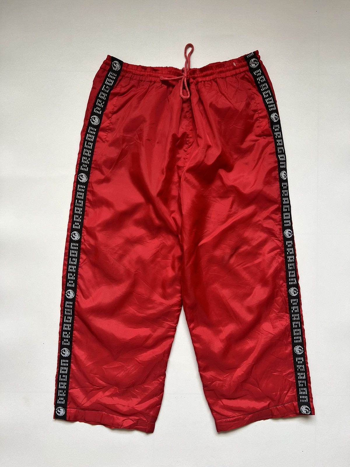 Blind Skateboards × Dogtown 1990s Dragon Skateboard Sidetape Pants Size US 32 / EU 48 - 1 Thumbnail