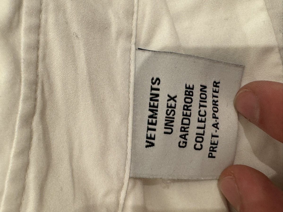 Vetements Hello my name is vetements shirt Size US L / EU 52-54 / 3 - 12 Thumbnail