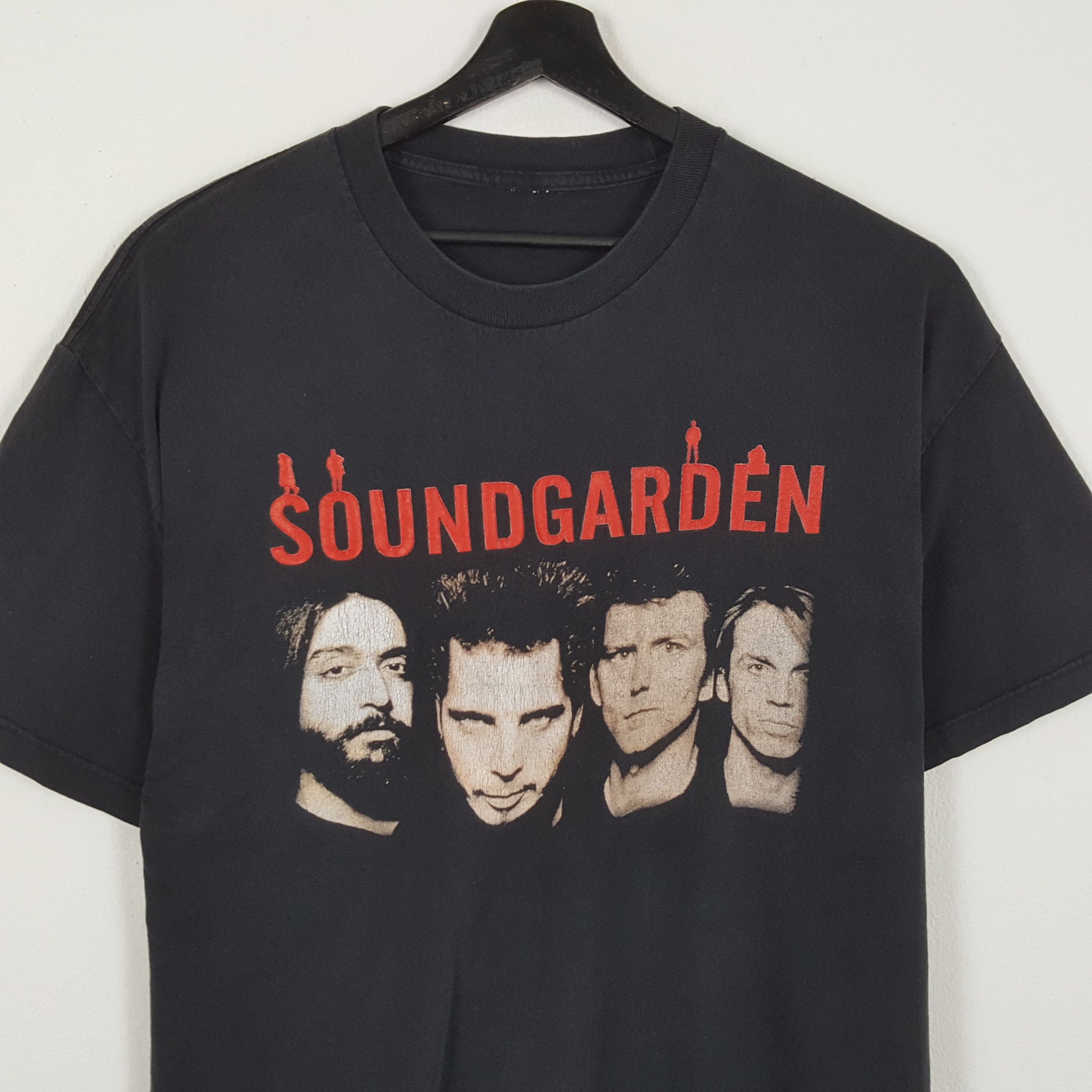 Band Tees SOUNDGARDEN Rock Band Music Tour Tshirt Size US XL / EU 56 / 4 - 2 Thumbnail