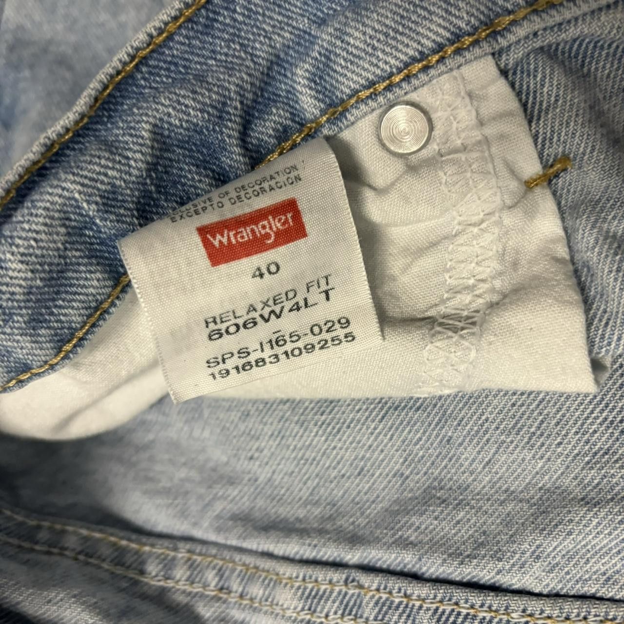 Japanese Brand × Vintage Crazy Vintage Y2K/2000s Light Wash Skater Denim Essential Jean Shorts Jorts! Size US 40 / EU 56 - 5 Thumbnail