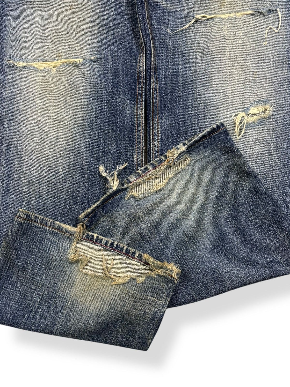 Gap Vintage Gap Blue Wash Loose Fit Distressed Grunge Jeans Size US 35 - 9 Thumbnail