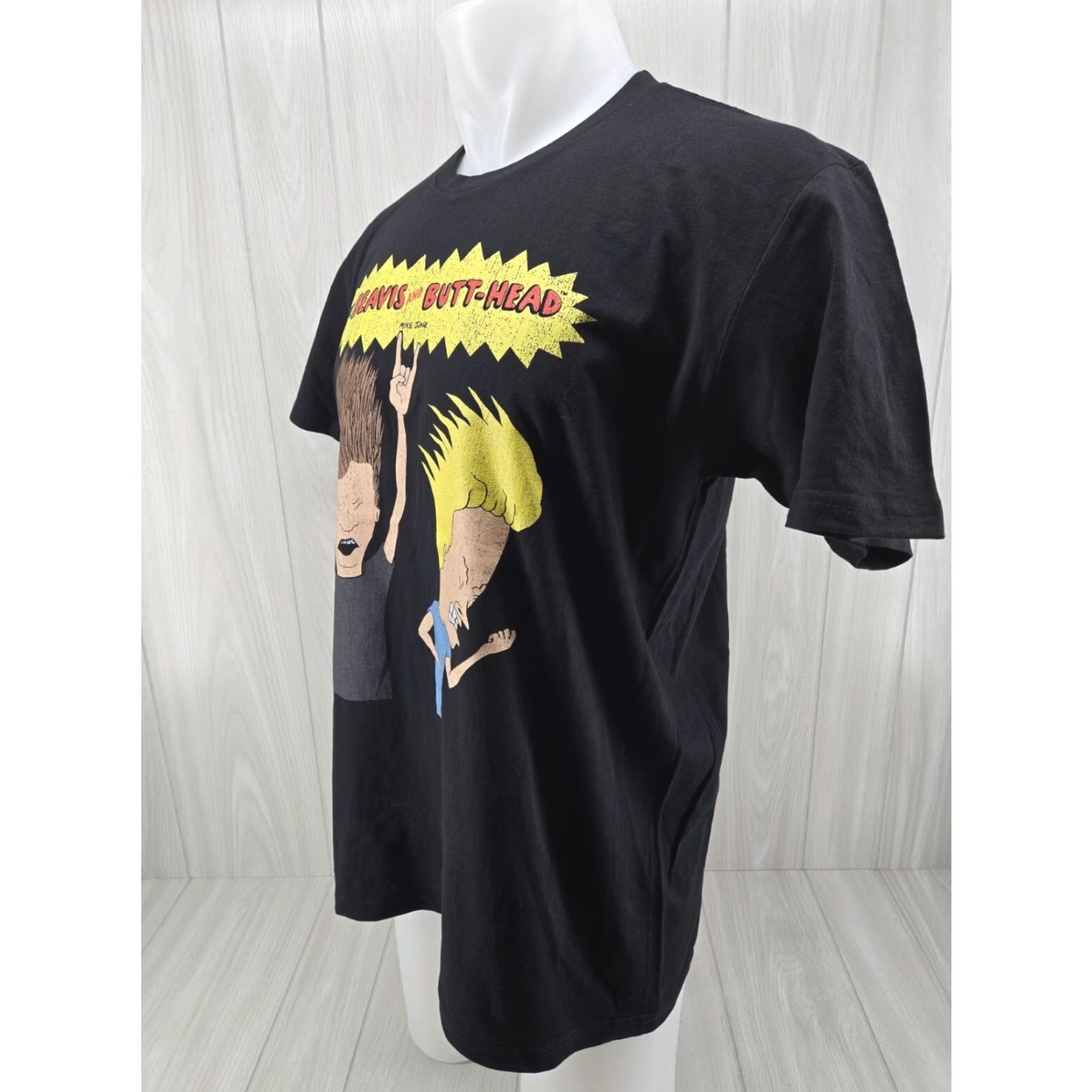 Vintage VINTAGE Beavis and Butthead MTV TV T-Shirt Large Black Mens Shirt Short Sleeve Graphic Print 1990s Size US L / EU 52-54 / 3 - 4 Thumbnail