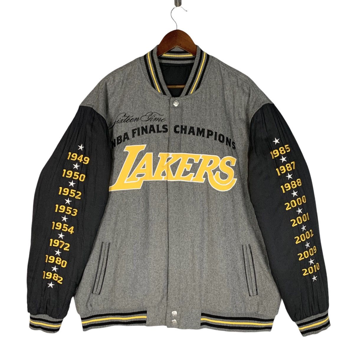JH Design Jh Design La Lakers NBA Final Champions Riversible Jacket XL Size US XL / EU 56 / 4 - 2 Thumbnail