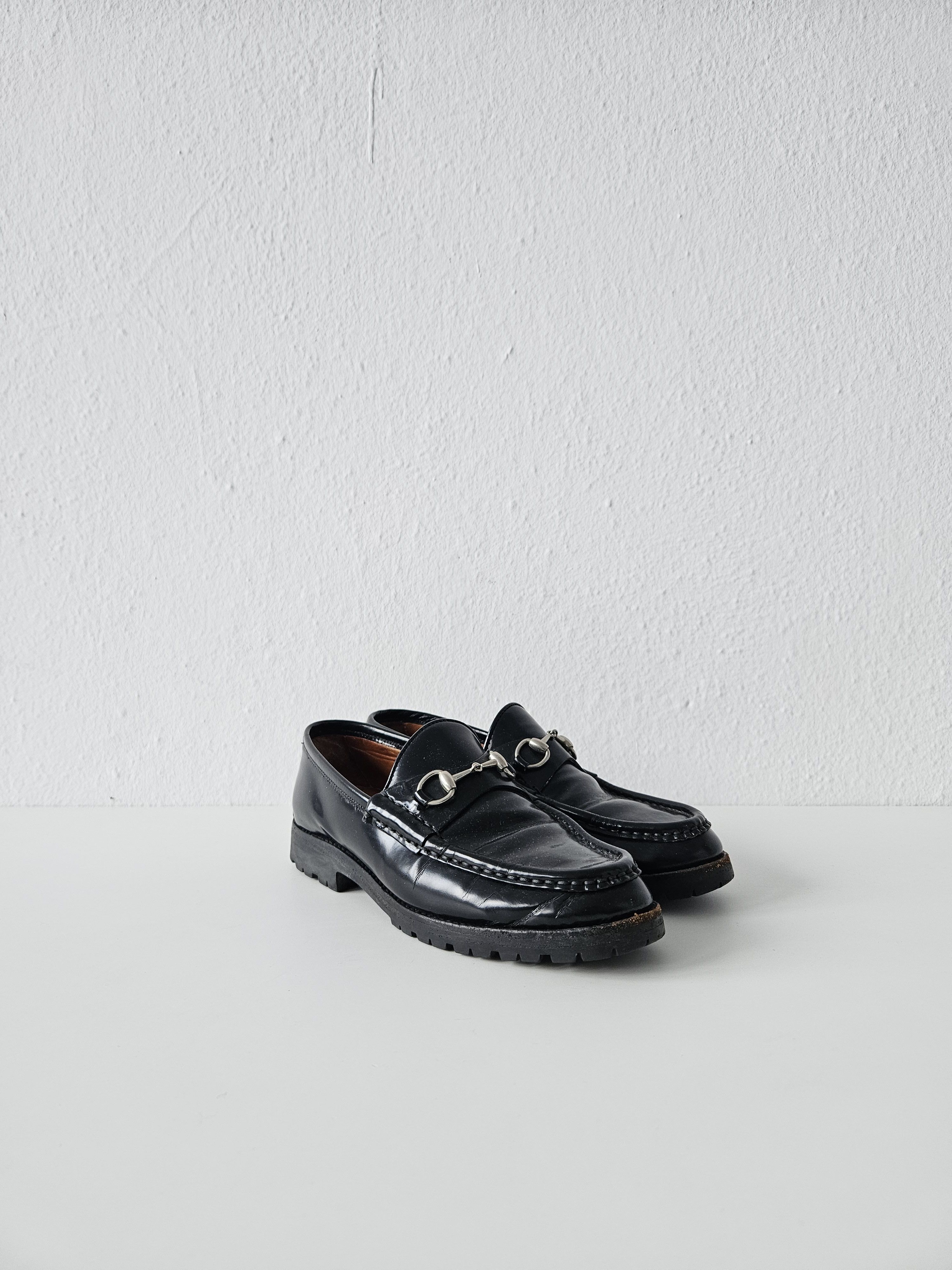 Gucci Vintage Gucci notched sole patent leather horsebit loafers Size US 7 / IT 37 - 4 Thumbnail