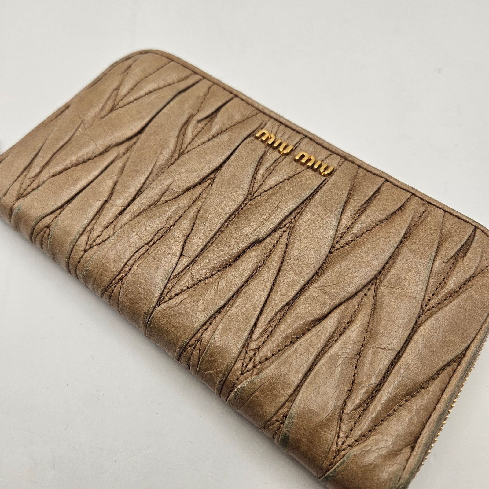 Other MIUMIU VINTAGE MATELASSE LEATHER BEIGE CONTINENTAL WALLET Size ONE SIZE - 2 Thumbnail