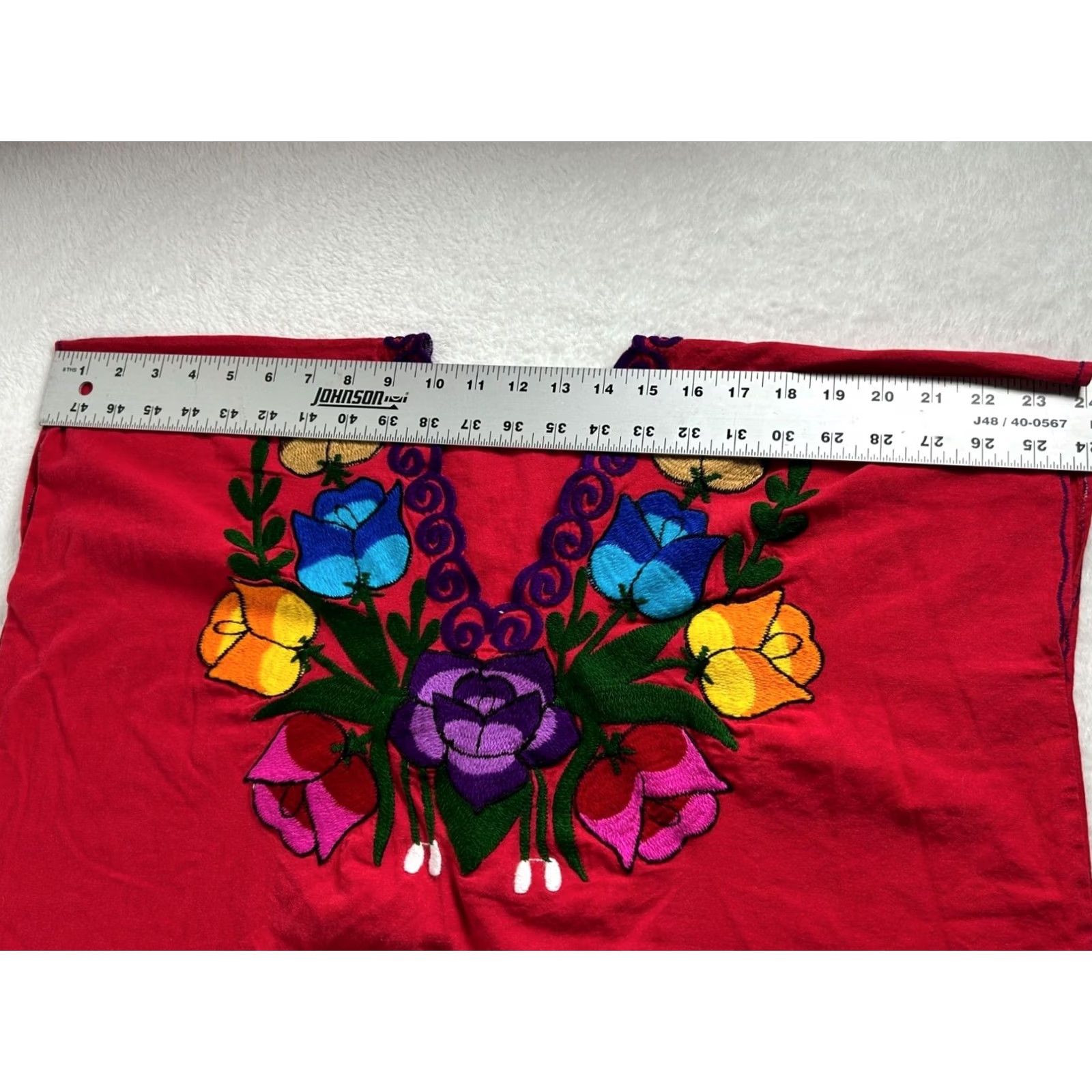 Vintage VINTAGE Mexican Womens Top Medium Red V-Neck Cap Sleeve Boho Embroidered Blouse Size M / US 6-8 / IT 42-44 - 4 Thumbnail