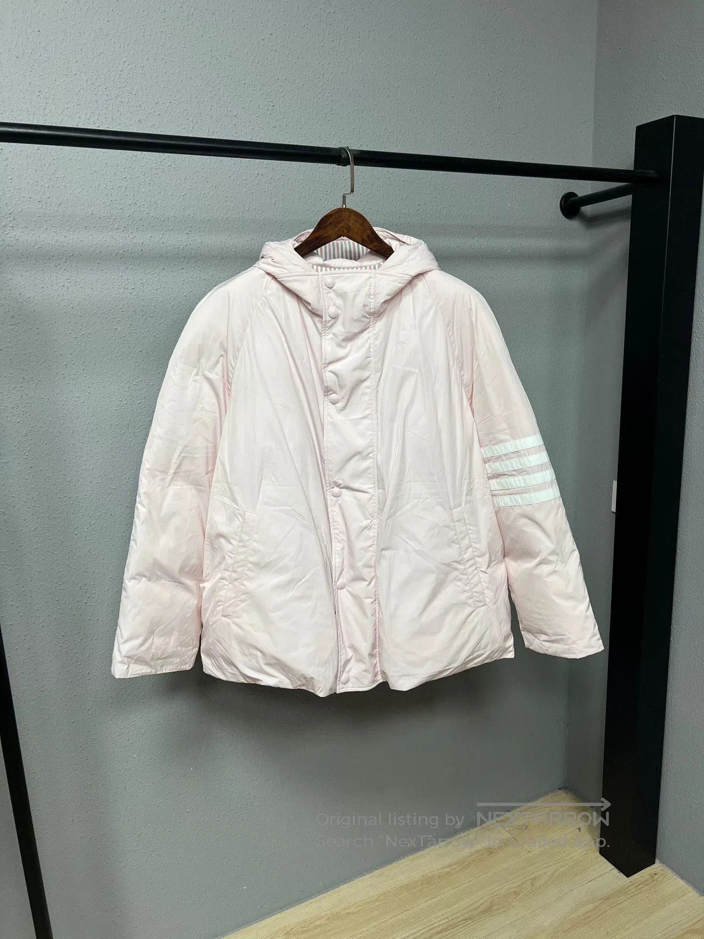 Thom Browne thom browne pink striped down jacket. Size XS / US 0-2 / IT 36-38 - 1 Thumbnail