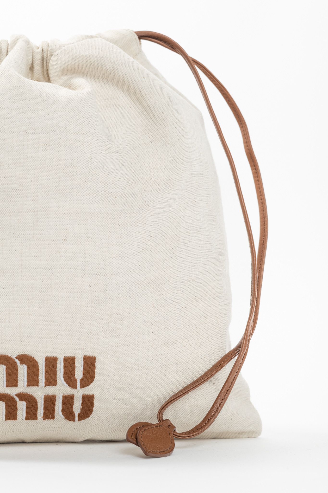 Miu Miu Miu Miu SS/24 Beige Canvas Logo-Embroidered Drawstring Pouch Size ONE SIZE - 5 Thumbnail