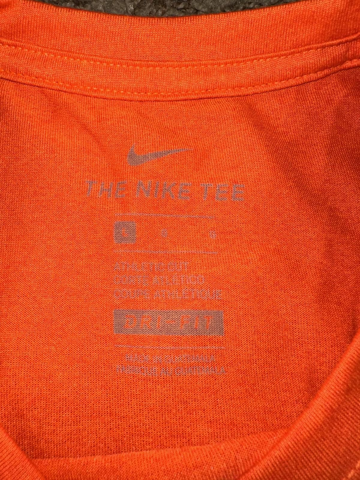 Nike Nike Men’s Dri-FIT Futura Swoosh Logo Just Do It T-Shirt Size US L / EU 52-54 / 3 - 4 Thumbnail