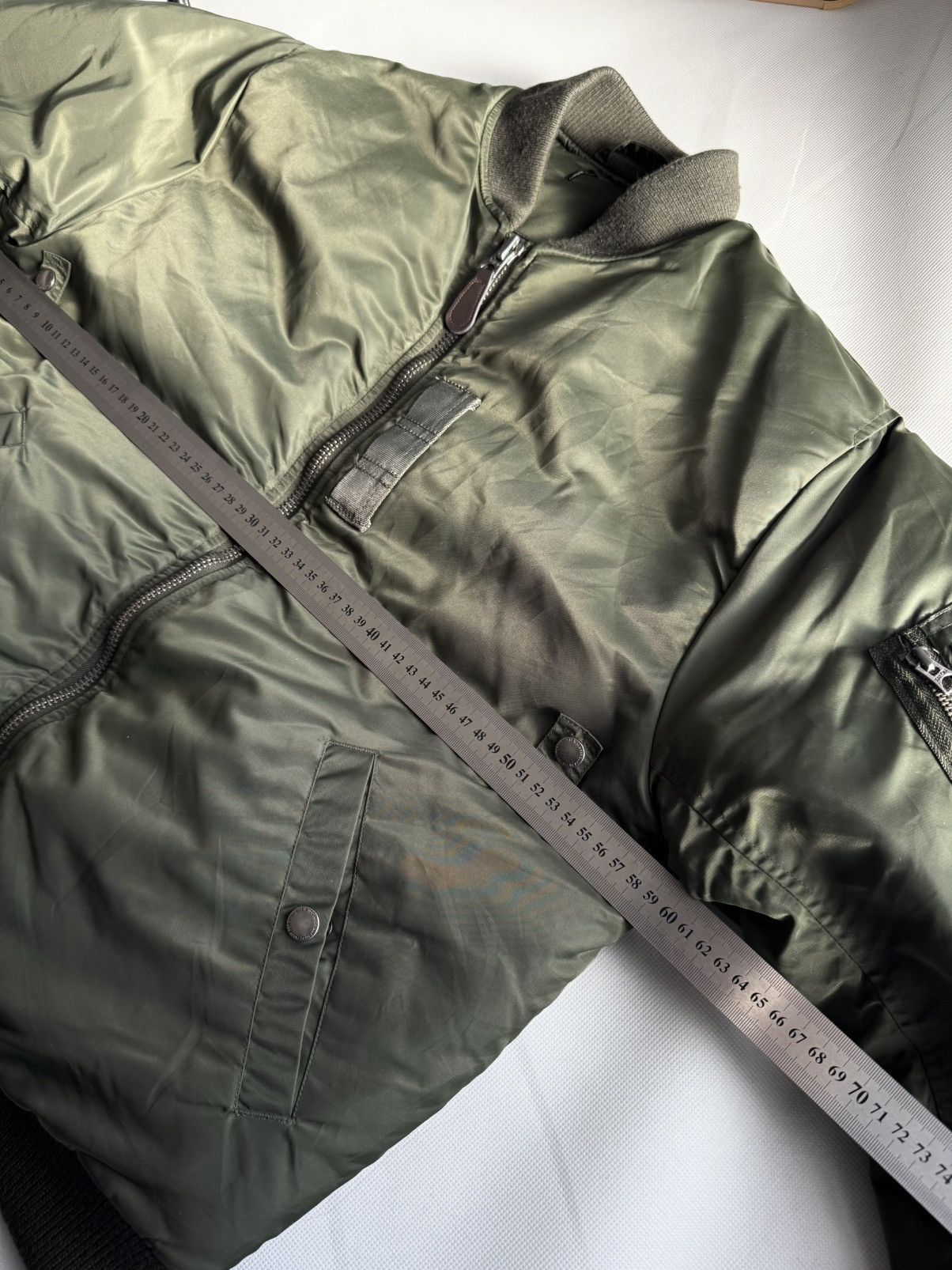 Vintage Vintage MA1 Alpha Industries Style Bomber Jacket Boxy Fit Size US L / EU 52-54 / 3 - 15 Thumbnail
