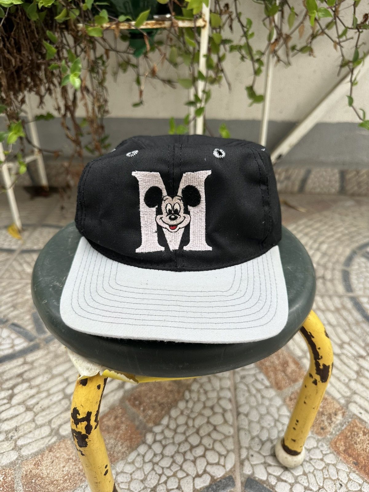 Disney Vintage 90s Mickey Mouse Walt Disney world Snapback Hat Size ONE SIZE - 1 Thumbnail
