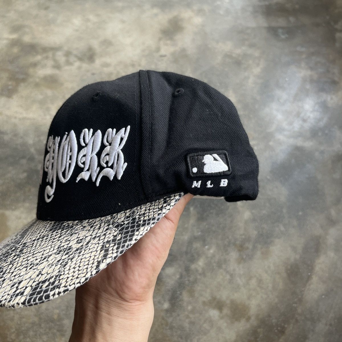 MLB MLB New York The Snake Chrome Black Cap Size ONE SIZE - 3 Thumbnail