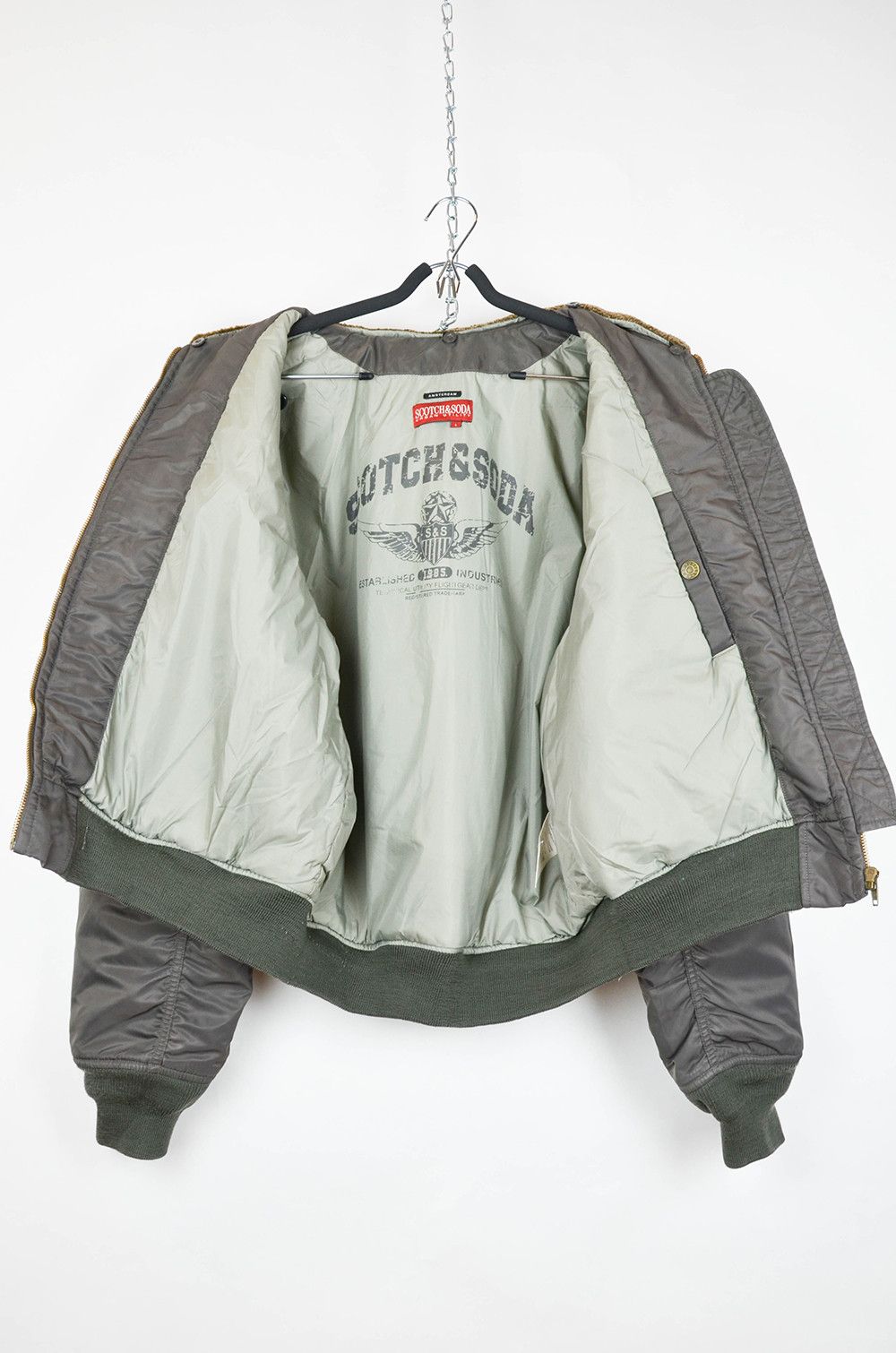 Scotch & Soda Scotch & Soda Bomber Jacket – Flight Patch Design – Size L Size US L / EU 52-54 / 3 - 3 Thumbnail