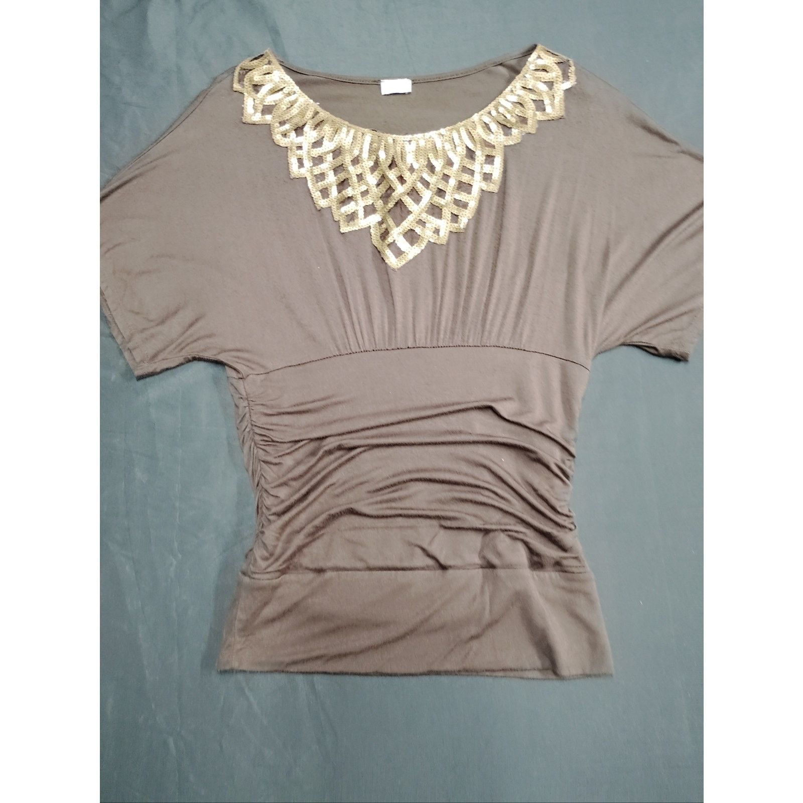 Charlie Constantinou Charming Charlie Brown Short Sleeve with Gold Sequin Neck Size S / US 4 / IT 40 - 1 Thumbnail