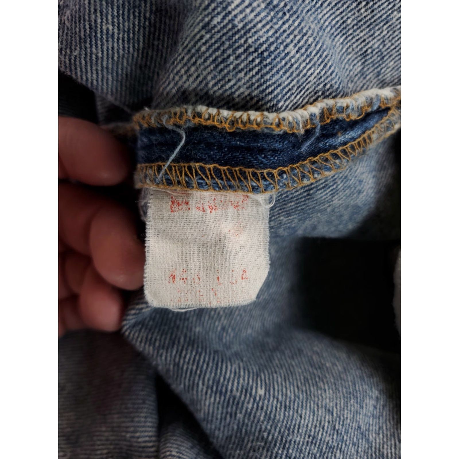 Levi's VINTAGE Levi's 501 501xx Jeans Men 44x34 Blue 90s Made USA Straight Butt 30 Inseam Mens Size US 44 / EU 60 - 4 Thumbnail