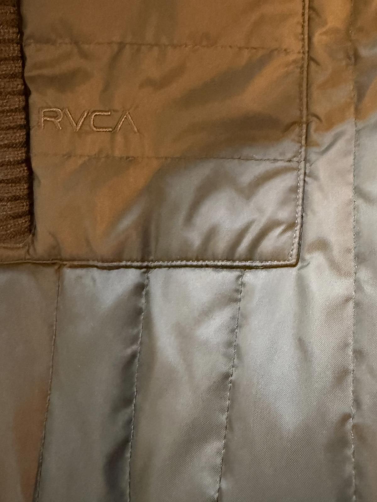 RVCA RVCA Men's Quilted Hooded Jacket with Knit Sleeves Size US L / EU 52-54 / 3 - 5 Thumbnail