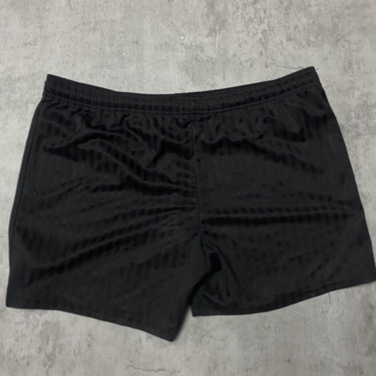 Umbro Umbro black football Shorts Size US 36 / EU 52 - 3 Thumbnail
