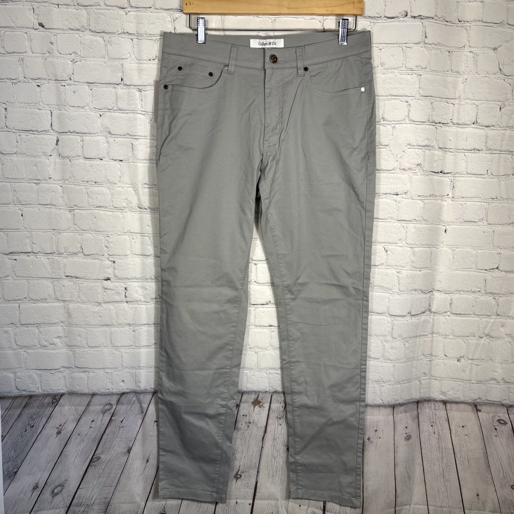 CO NWT Collars & Co CEO Chino Pants 32x32 Gray Cotton Stretch Five Pocket Straight Front Regular Mens CCTV? Size US 32 / EU 48 - 2 Thumbnail