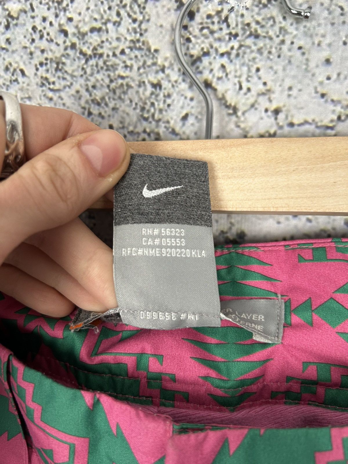 Nike ACG Vintage Nike ACG Snowboarding Outdoor Pants Rare Hype Pink Size US 32 / EU 48 - 9 Thumbnail