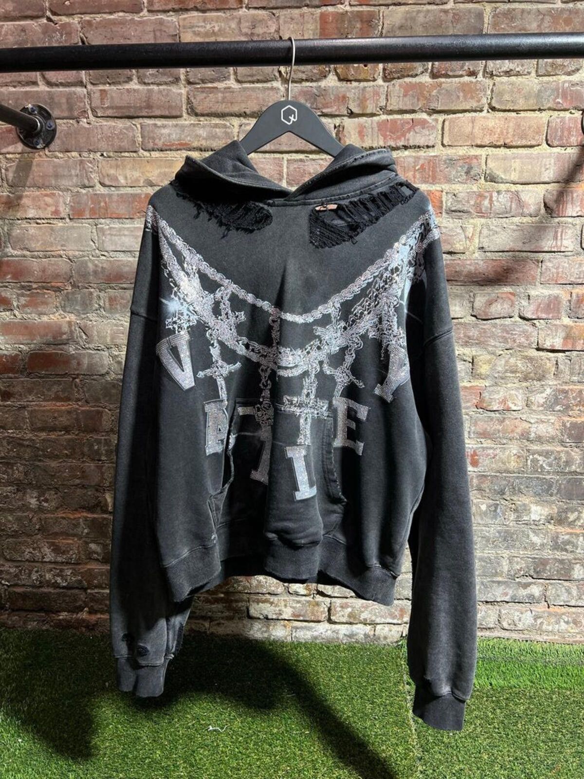 Vale Vale Forever Bling Hoodie Sz. M Size ONE SIZE - 1 Thumbnail