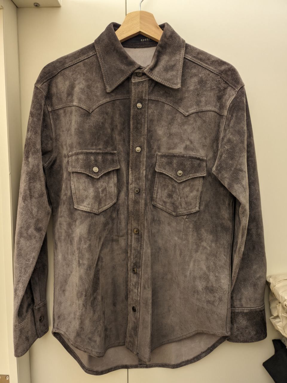 Gucci Suede Leather Shirt Size US S / EU 44-46 / 1 - 1 Thumbnail