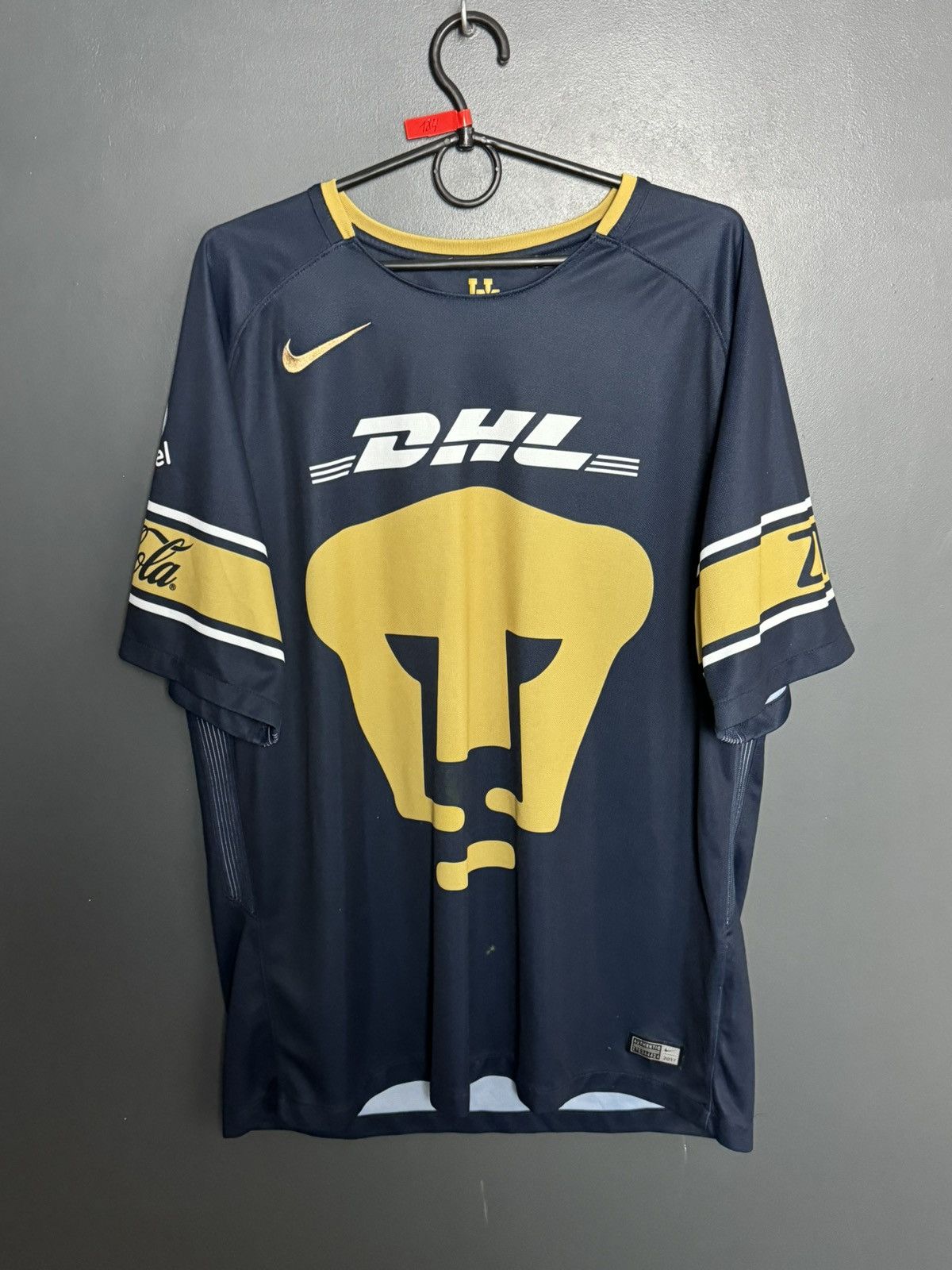Nike Club Universidad Nacional Pumas 17/18 Home Football Jersey Size US XL / EU 56 / 4 - 1 Thumbnail