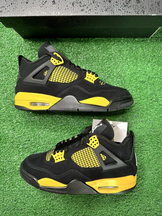 jordan 4 thunder size 11
