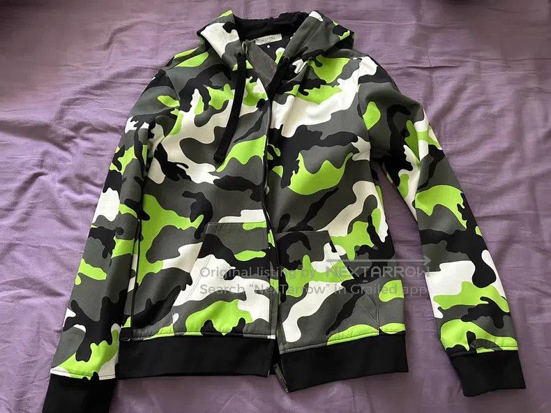 Valentino Valentino Hooded men's casual jacket coat Size US S / EU 44-46 / 1 - 1 Thumbnail