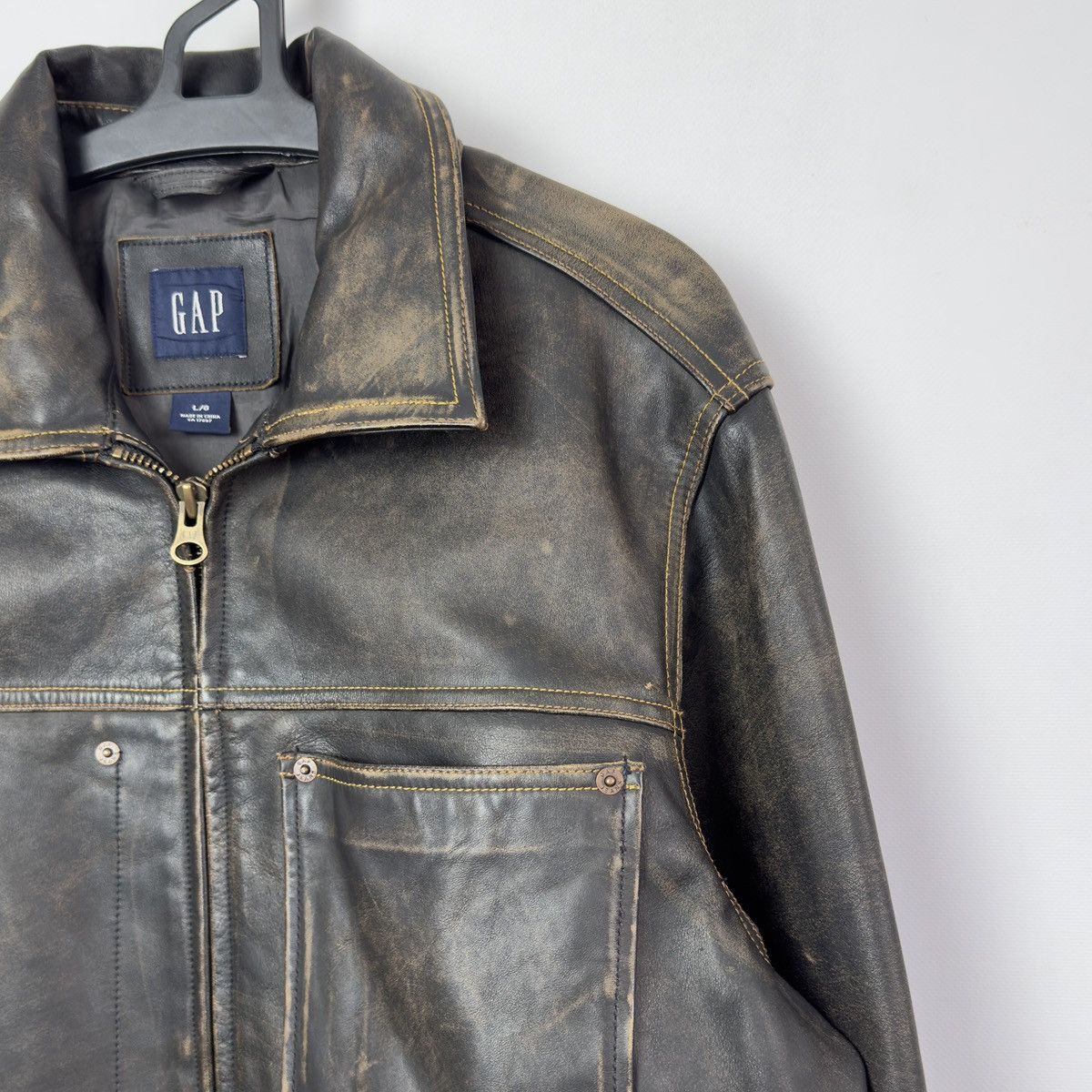 Gap Y2k OLD GAP Distressed Leather Jacket Heavyweight Boxy Faded Size US L / EU 52-54 / 3 - 4 Thumbnail