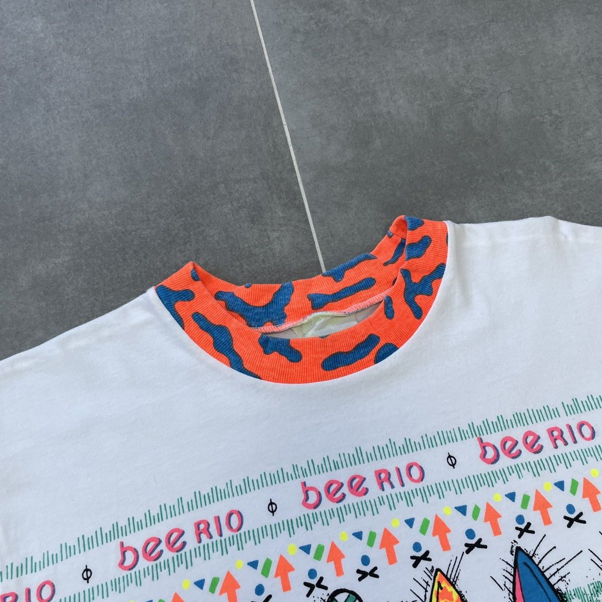 Vintage Vintage Bee Rio Surfing T-Shirt Size M Size US M / EU 48-50 / 2 - 7 Thumbnail