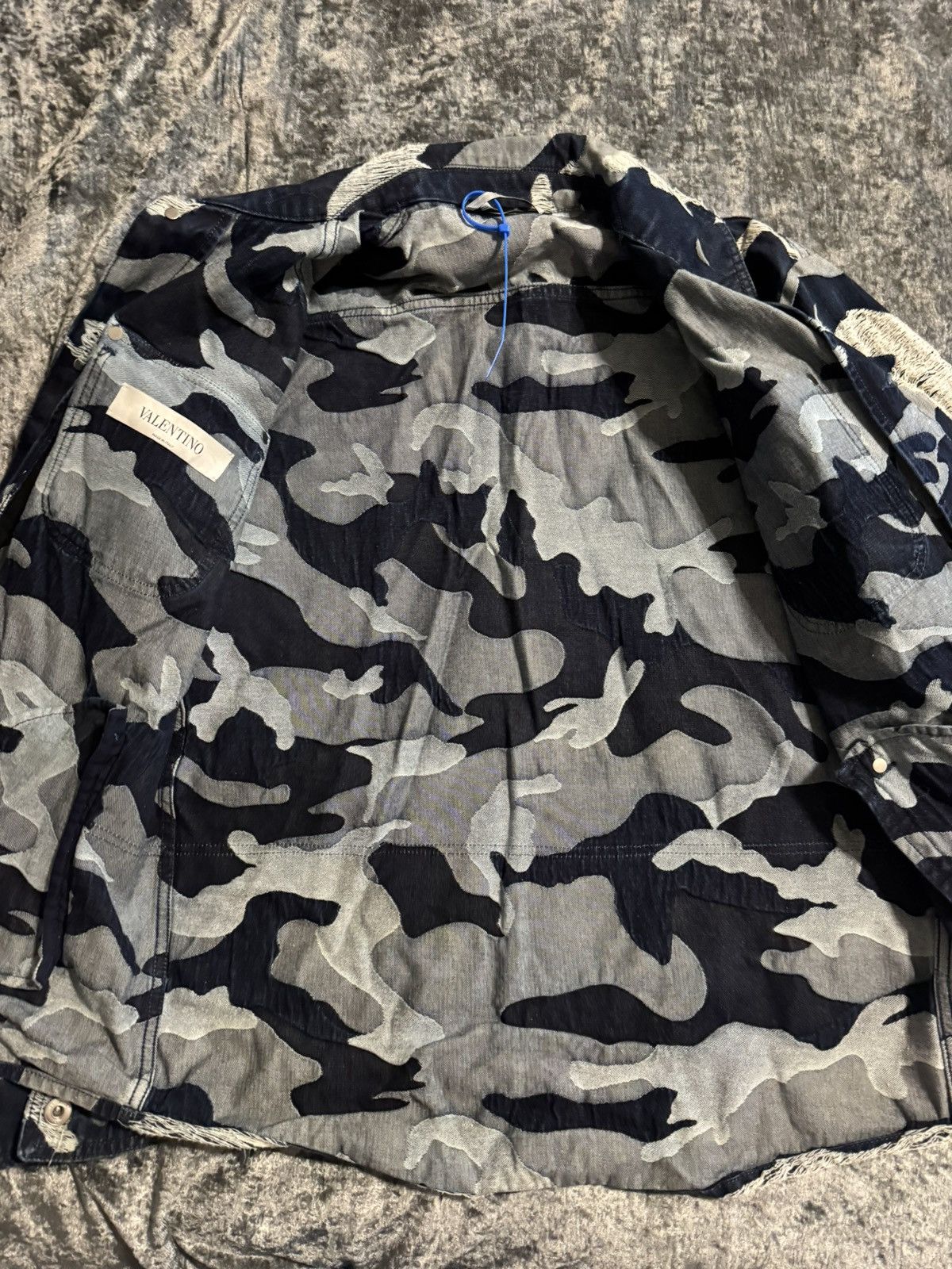 Valentino Camouflage denim jacket Size US S / EU 44-46 / 1 - 5 Thumbnail