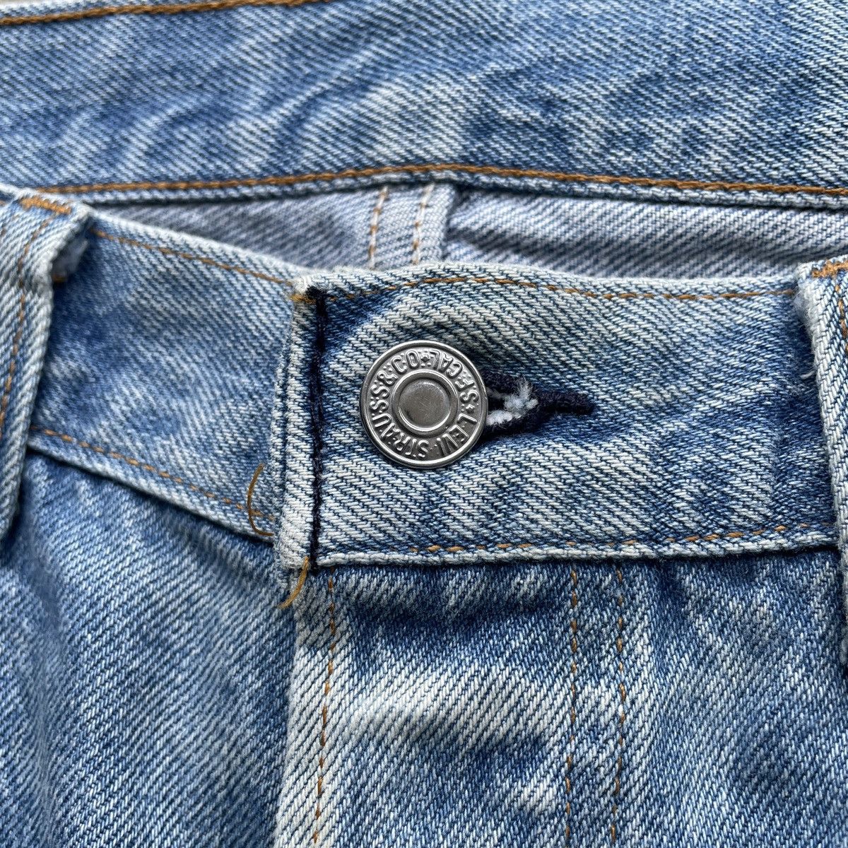 Jean × Levi's × Vintage 90s Vintage Levi’s 501 Faded Made In USA Jeans Pants Denim Size US 33 - 6 Thumbnail