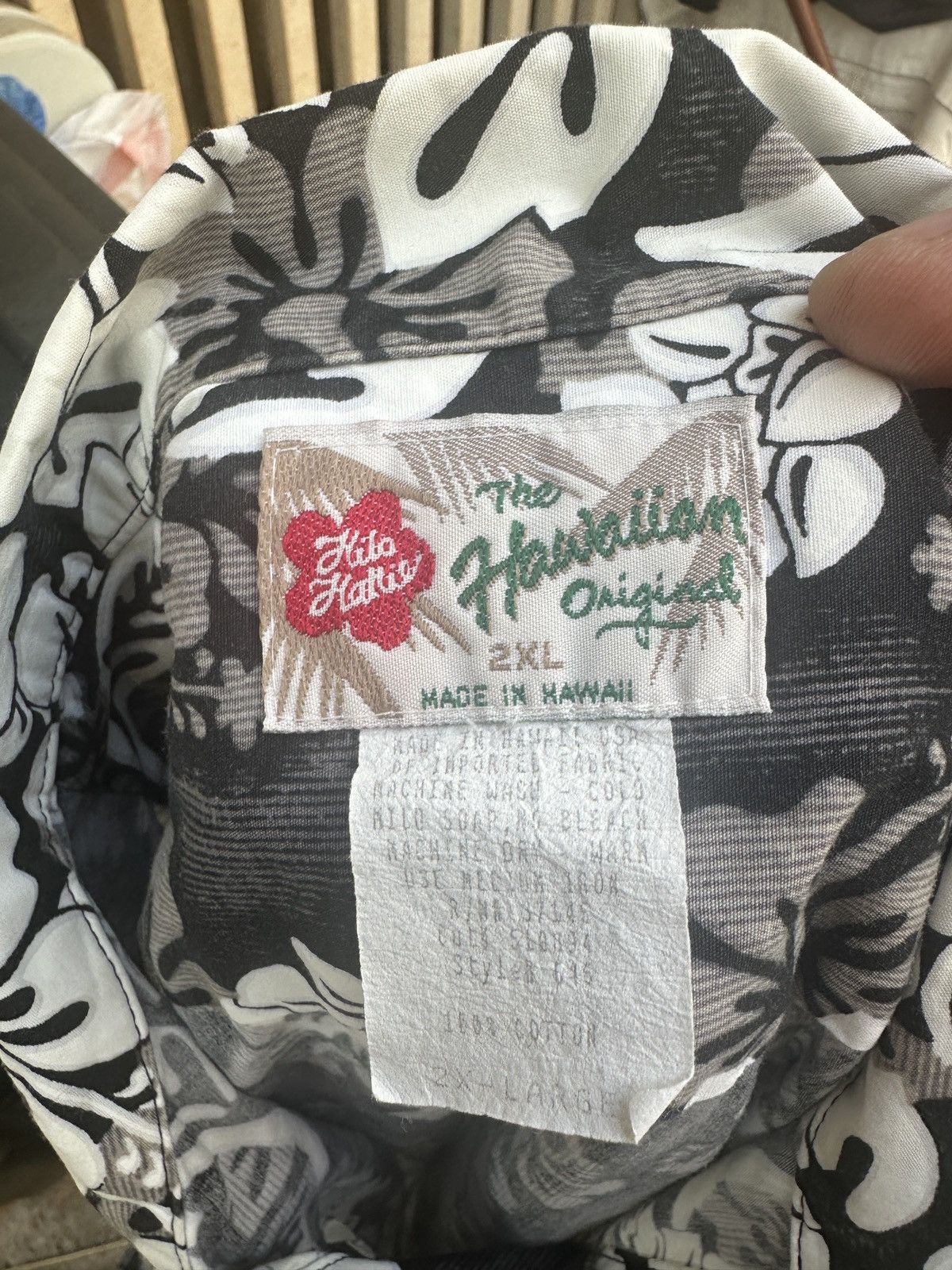 Hilo Hattie Hilo Hattie Hawaiian Shirt Black/White Men's XXL Size US XXL / EU 58 / 5 - 4 Thumbnail