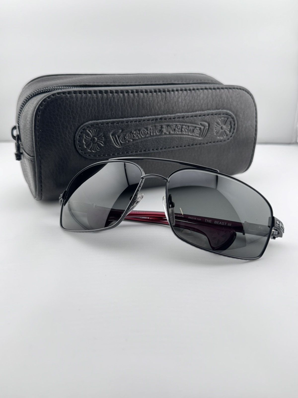 Lunettes CHROME HEARTS THE BEAST1 - Noir Et Rouge, Plastique, Occasion Avec Taches/rayures