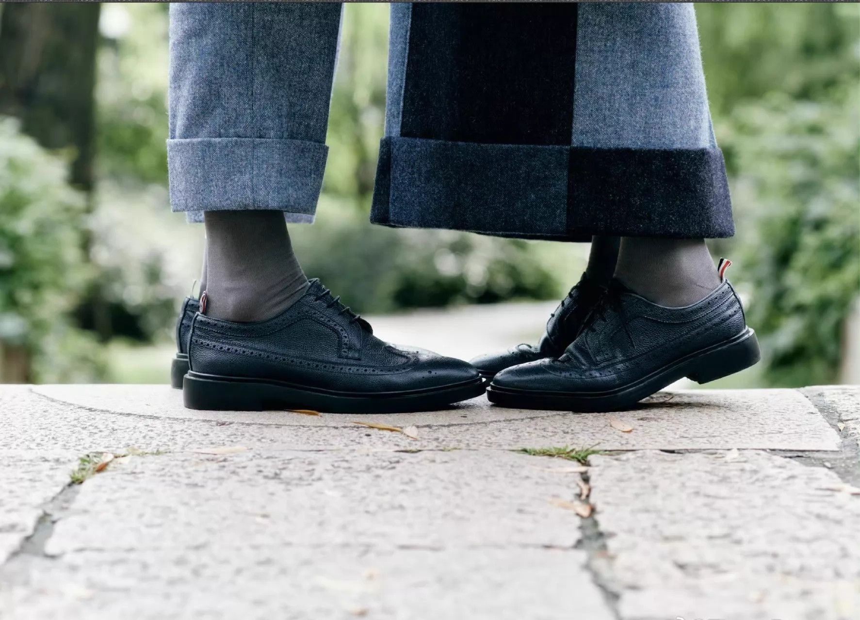 Thom Browne Thom Browne Women's Black Brogue Leather Oxfords 38 Size US 7.5 / IT 37.5 - 7 Thumbnail
