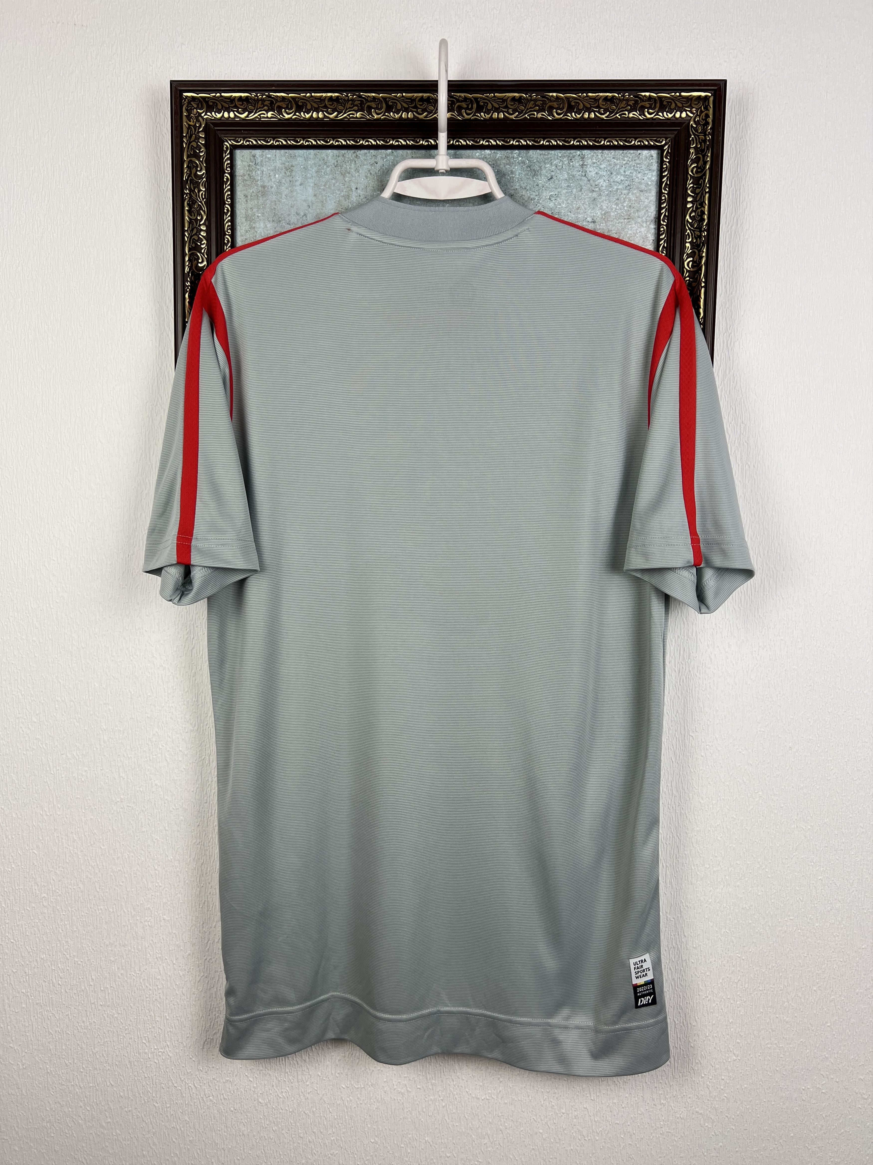 Vintage St Pauli 2022 Di!y Football Train Shirt Soccer Jersey Trikot Size US M / EU 48-50 / 2 - 8 Thumbnail
