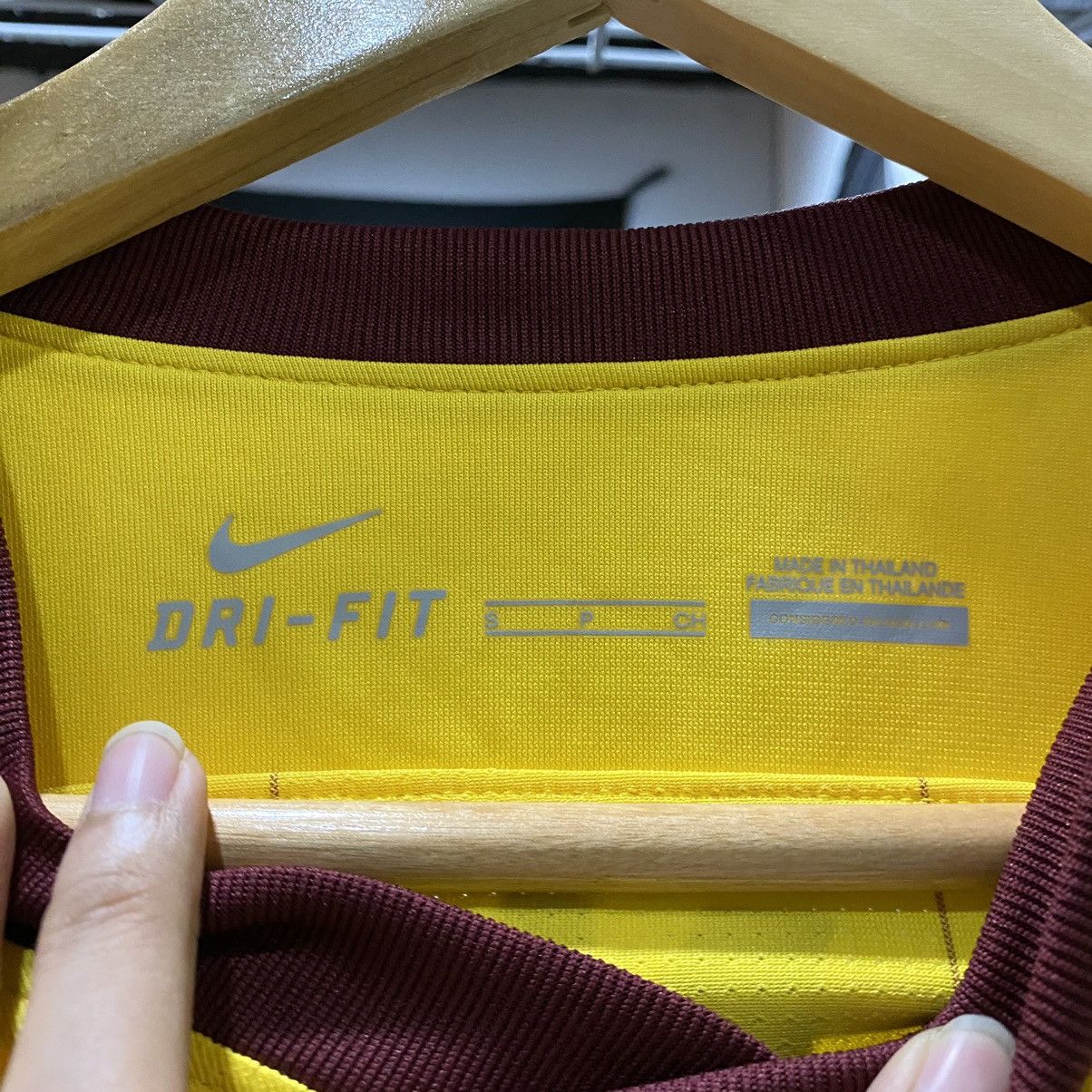 Nike × Vintage Arsenal 2010 away kit Size US S / EU 44-46 / 1 - 14 Thumbnail