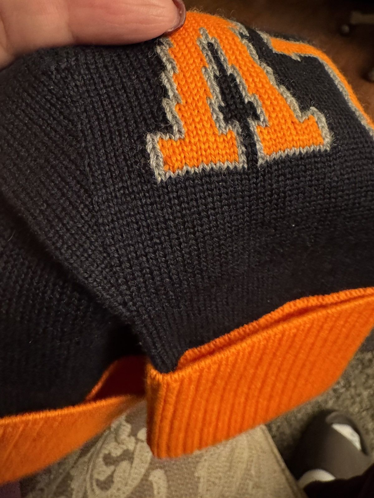 Louis Vuitton Louis Vuitton Gon Louis Marine Large Navy & Orange Gloves Size ONE SIZE - 12 Thumbnail