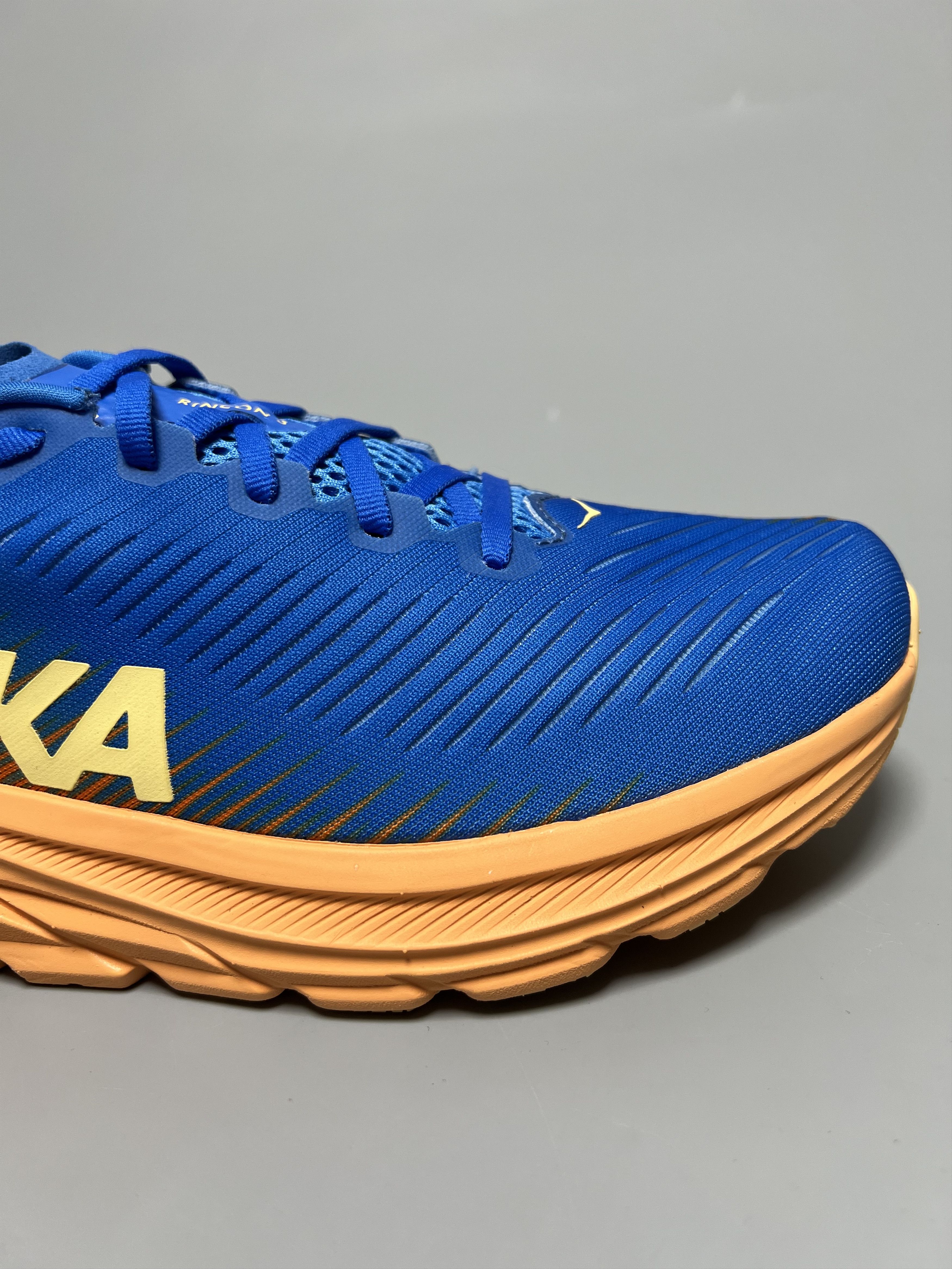 Hoka 8.5 EE Hoka One One Rincon 3 Wide Running Shoes Gym Walking Size US 8.5 / EU 41-42 - 13 Thumbnail