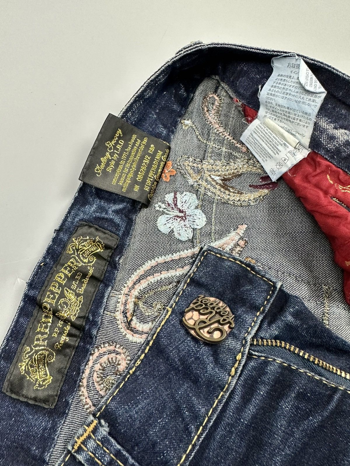If Six Was Nine 🔥Sick🔥Red Pepper Embroidered Whiskered Flared Jeans Size US 30 / EU 46 - 9 Thumbnail