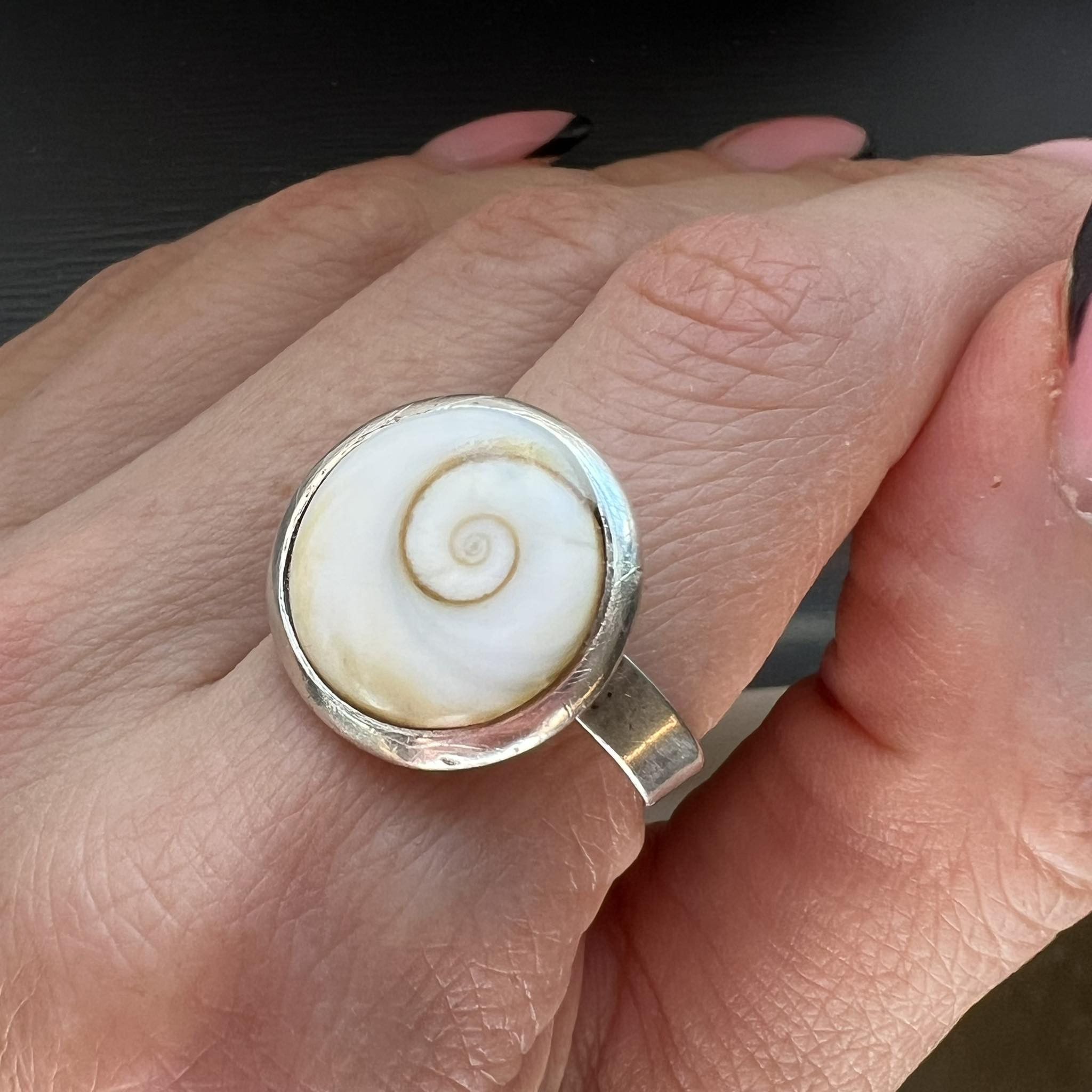 Vintage Shiva Eye Shell Vintage Sterling Silver 925 Ring Size 7 Size ONE SIZE - 2 Thumbnail