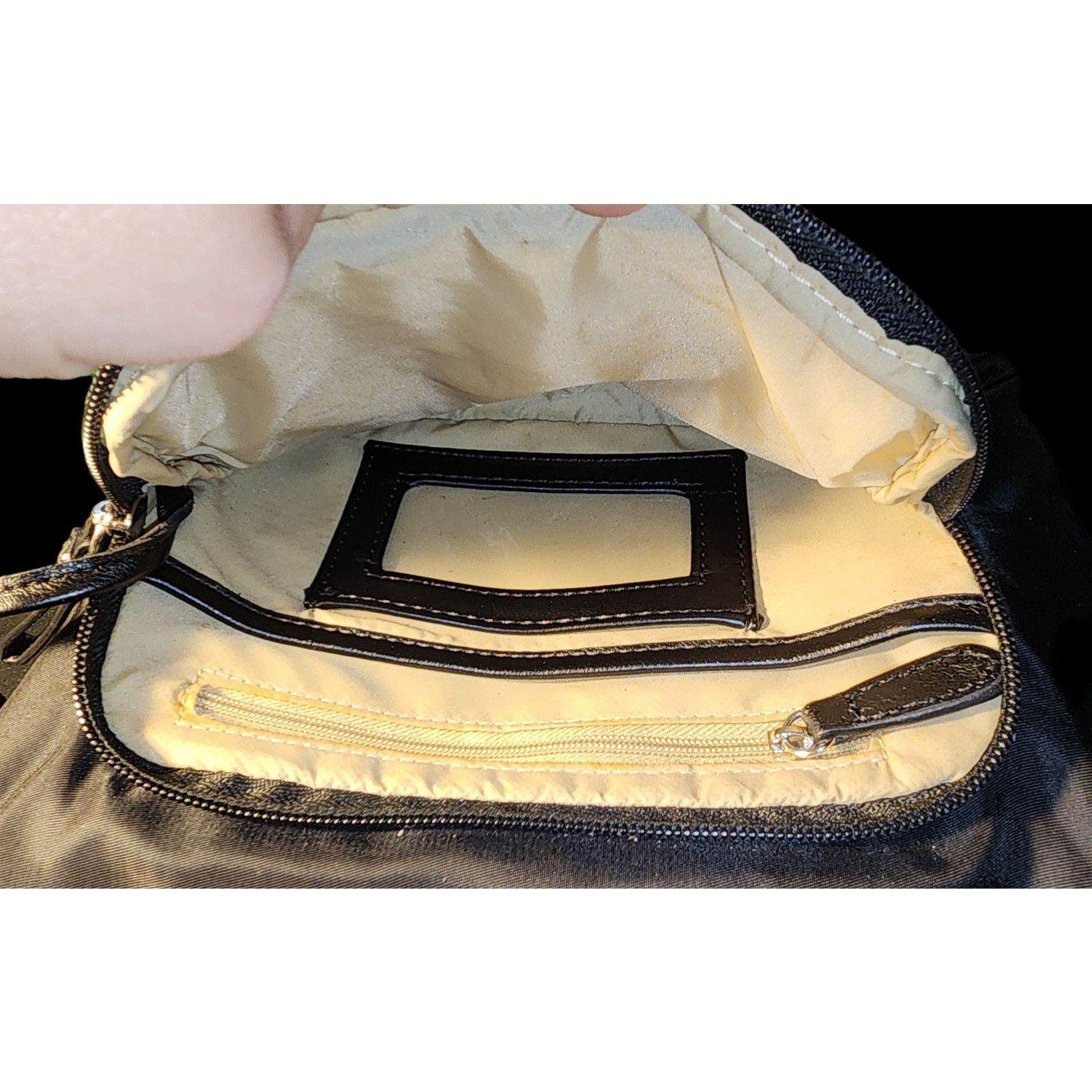 Giani Bernini Giani Bernini black nylon sling bag crossbody Size ONE SIZE - 5 Thumbnail