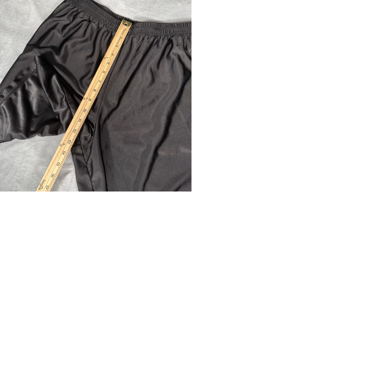 Nike VINTAGE Nike Dazzle Basketball Shorts Mens XL 9” Baggy White Black 90s Size US 36 / EU 52 - 9 Thumbnail